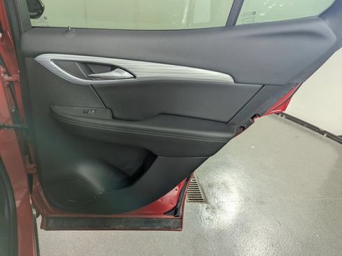 Used 2025 Buick Envision Avenir AWD/4WD image 19