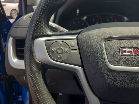 Used 2024 GMC Terrain SLE w/ Driver Convenience Package FWD image 26