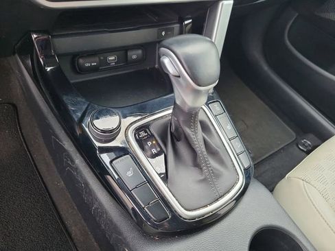 Used 2021 Kia Seltos SX w/ SX Sunroof Package image 24