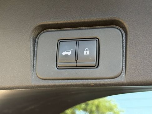 Used 2026 Nissan Rogue SL AWD/4WD image 20