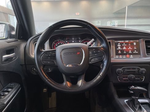 Used 2023 Dodge Charger SXT RWD image 17