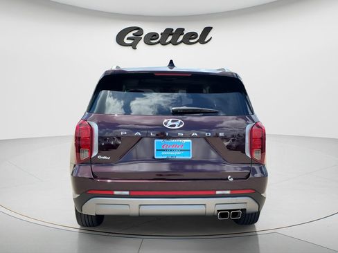 Used 2024 Hyundai Palisade Limited FWD image 6