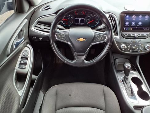 Used 2020 Chevrolet Malibu RS FWD image 13