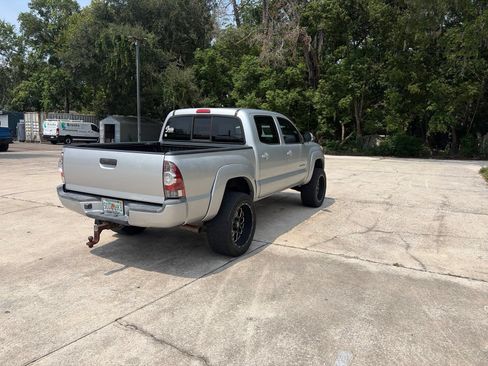 Used 2013 Toyota Tacoma PreRunner w/ TRD Sport Pkg RWD image 6
