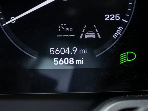 Used 2025 Porsche 911 Turbo S image 12