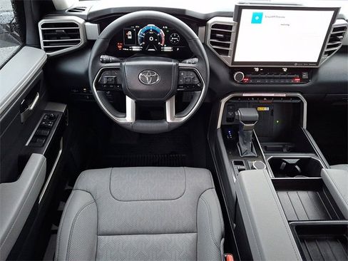 Used 2024 Toyota Tundra Limited image 11
