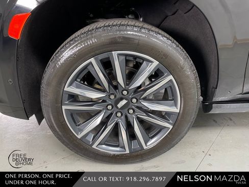 Used 2022 Cadillac Escalade Sport Platinum w/ Heavy-Duty Trailer Package image 11