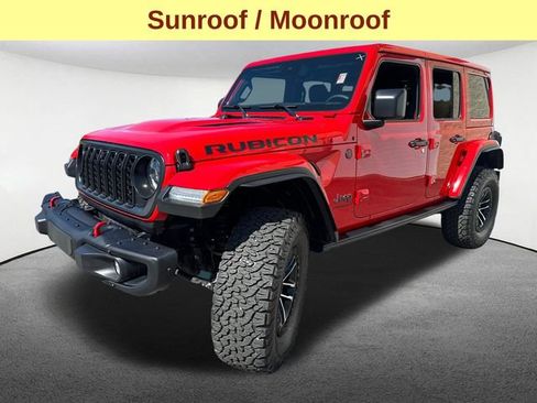 Used 2025 Jeep Wrangler Unlimited Rubicon AWD/4WD image 5