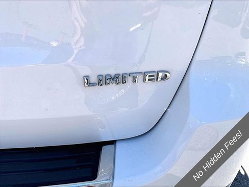 Used 2020 Jeep Grand Cherokee Limited AWD/4WD image 6