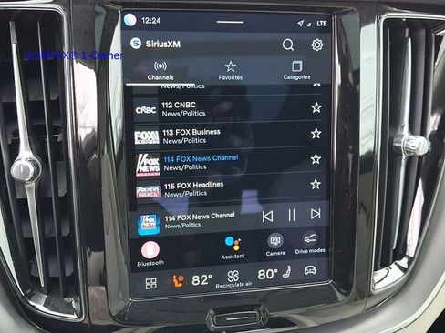 Certified 2023 Volvo XC60 B5 Core w/ Climate Package image 21