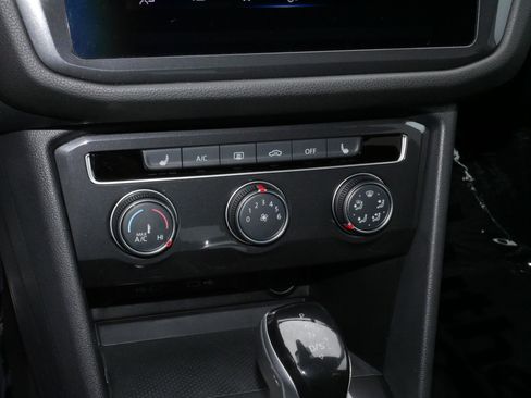 Certified 2024 Volkswagen Tiguan S image 23