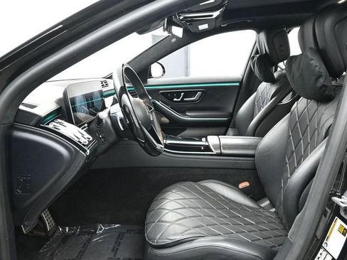 Used 2021 Mercedes-Benz S 580 4MATIC Sedan w/ AMG Line image 12