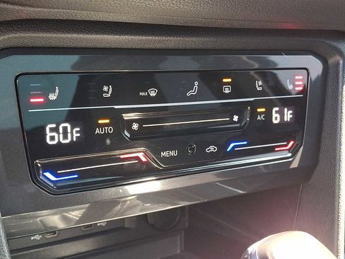 Certified 2023 Volkswagen Tiguan SEL R-Line image 14