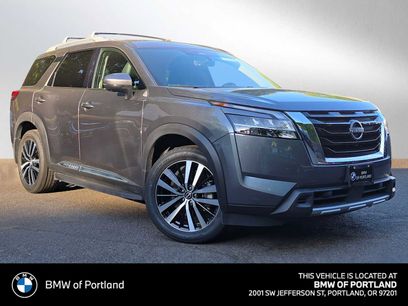 Used 2024 Nissan Pathfinder Platinum