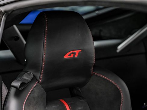 Used 2015 Aston Martin V8 Vantage GT RWD image 54