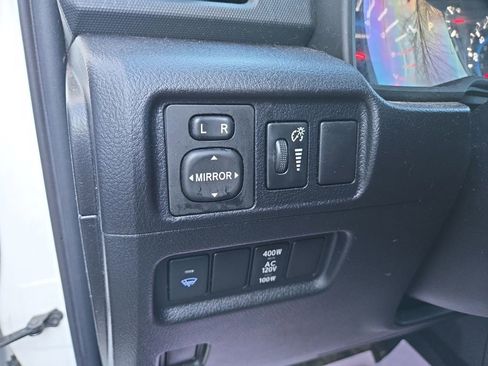 Used 2019 Toyota 4Runner SR5 image 27