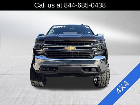 Used 2019 Chevrolet Silverado 1500 LT w/ All-Star Edition AWD/4WD image 2