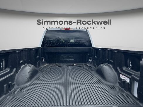 Used 2024 Ford F250 XLT AWD/4WD image 9