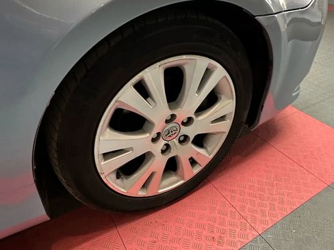 Used 2012 Toyota Avalon Limited image 32