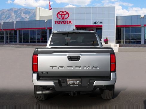 New 2025 Toyota Tacoma TRD Sport image 4