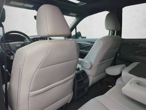 Used 2023 Honda Passport EX-L image 24