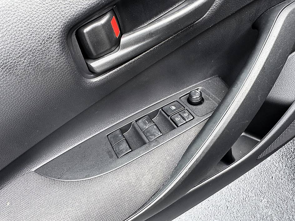Used 2024 Toyota Corolla LE FWD image 12
