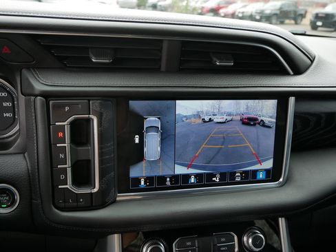 Used 2021 GMC Yukon XL Denali w/ Denali Ultimate Package AWD/4WD image 27