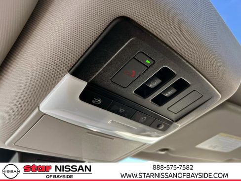 Used 2023 Nissan Rogue SL w/ SL Premium Package image 33