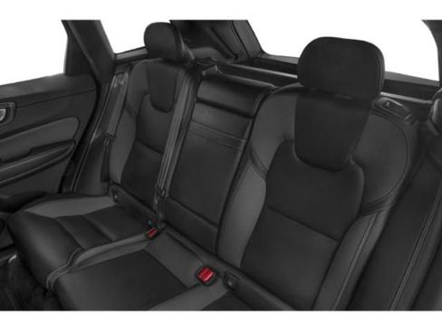 Used 2021 Volvo XC60 T5 R-Design w/ Advanced Package image 13