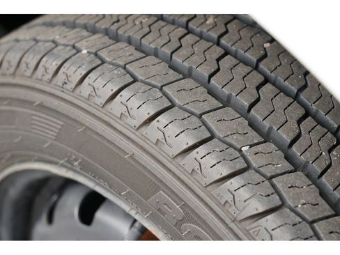 Used 2018 Nissan NV200 SV w/ Navigation Package image 28