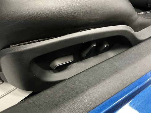 Used 2016 Chevrolet Corvette Stingray Coupe w/ 2LT Preferred Equipment Group RWD image 20