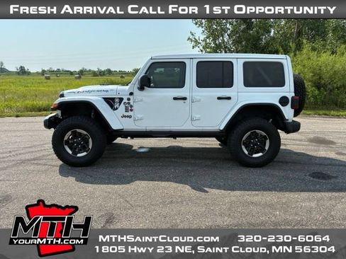 Used 2019 Jeep Wrangler Unlimited Rubicon AWD/4WD image 5