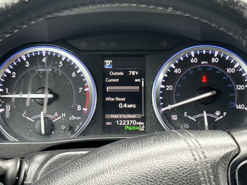 Used 2017 Toyota Highlander Limited Platinum FWD image 20