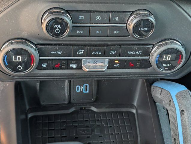 Used 2024 Ford Bronco Wildtrak AWD/4WD image 26
