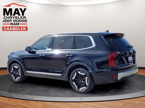 Used 2025 Kia Telluride S image 3