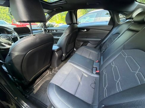 Used 2022 Kia Forte GT-Line FWD image 10