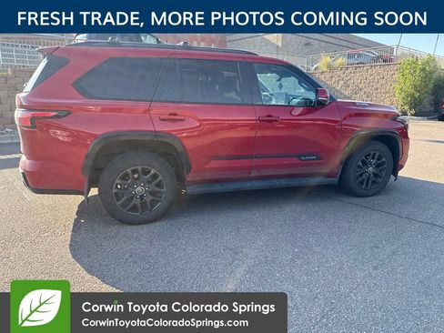 Used 2023 Toyota Sequoia Platinum AWD/4WD image 10