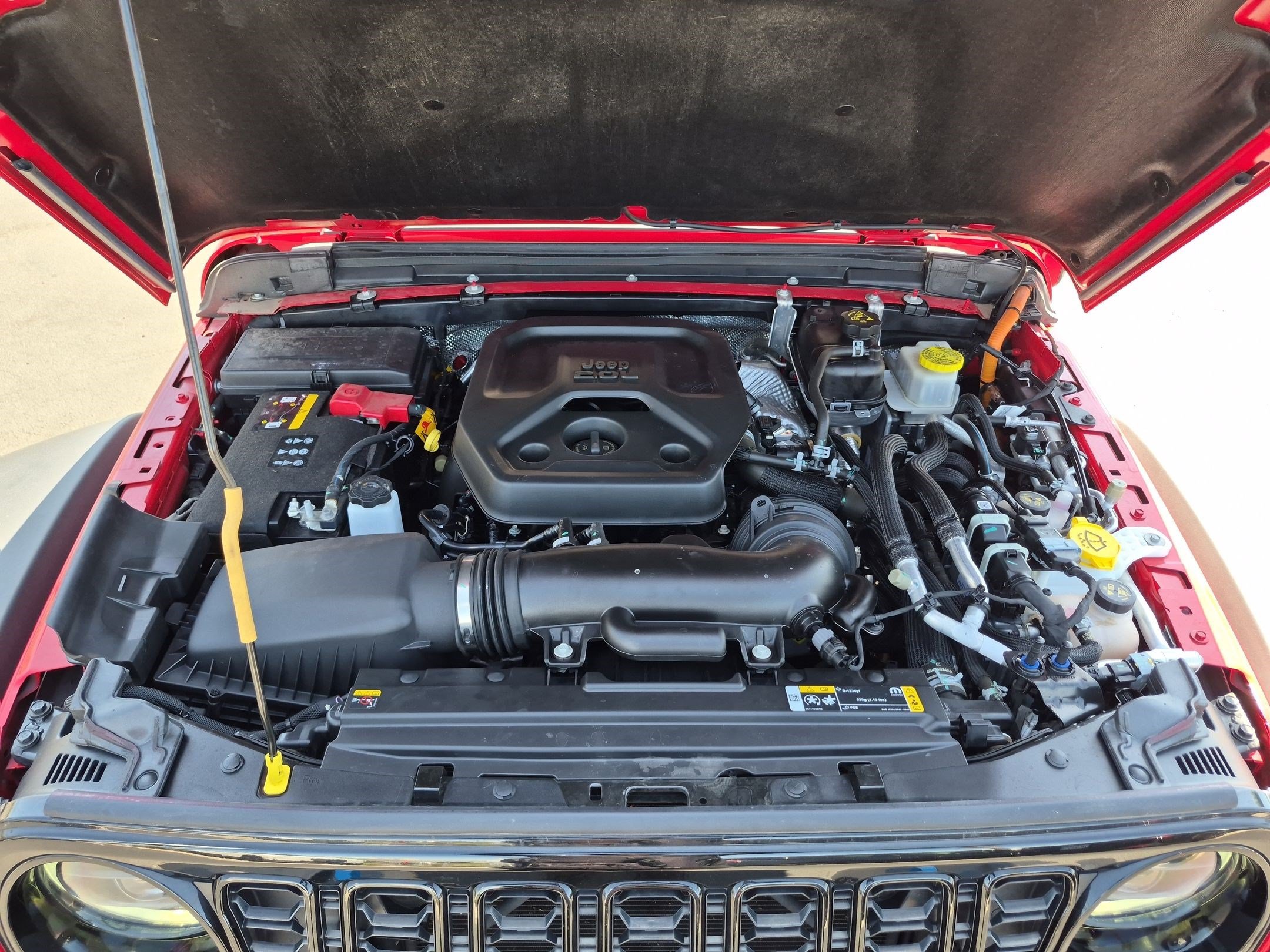 Used 2024 Jeep Wrangler Unlimited AWD/4WD image 32