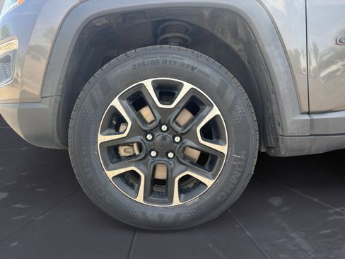 Used 2021 Jeep Compass Trailhawk AWD/4WD image 12