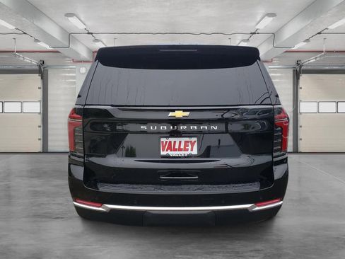 New 2026 Chevrolet Suburban LS AWD/4WD image 4