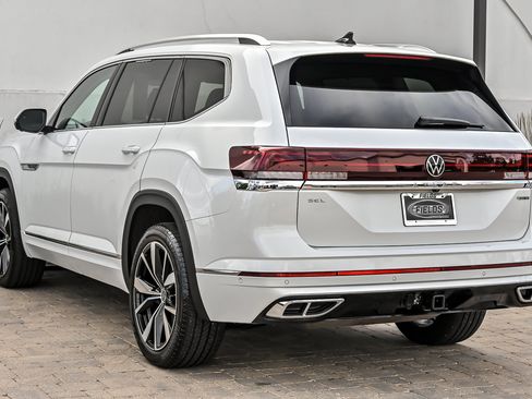 Used 2026 Volkswagen Atlas SEL Premium R-Line AWD/4WD image 11