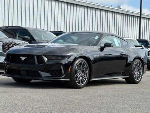 New 2025 Ford Mustang GT w/ GT Performance Package image 7