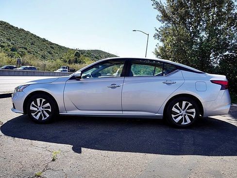 Used 2020 Nissan Altima 2.5 S image 7