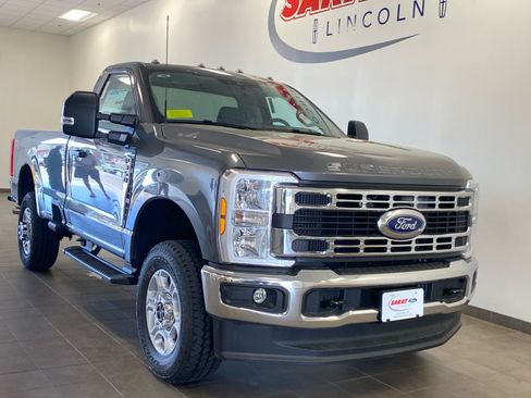New 2026 Ford F350 XLT w/ FX4 Off-Road Package AWD/4WD image 2