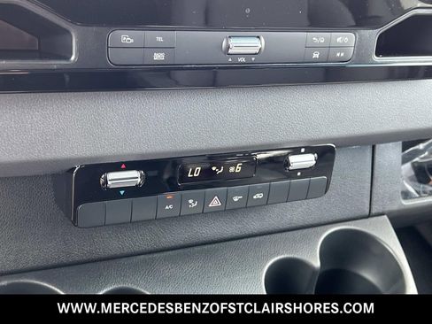 New 2025 Mercedes-Benz Sprinter 2500 image 28
