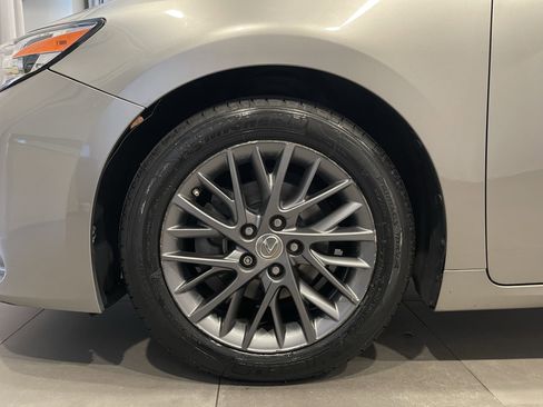Used 2018 Lexus ES 350 w/ Premier Package FWD image 7