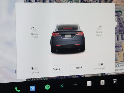 Used 2022 Tesla Model X image 37