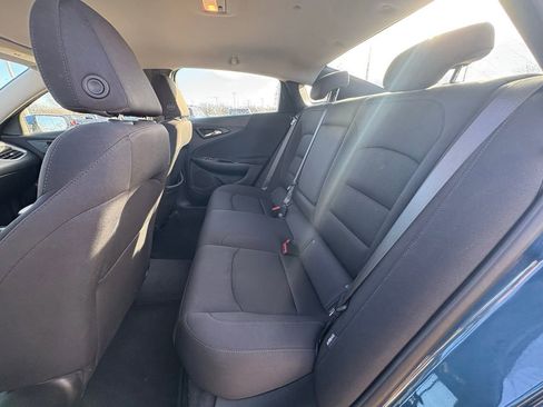 Used 2025 Chevrolet Malibu LT image 7