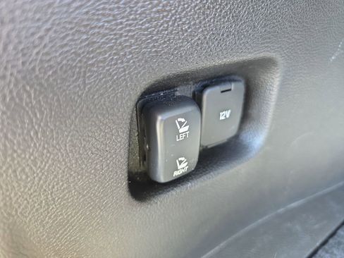 Used 2024 Ford Edge Titanium AWD/4WD image 33