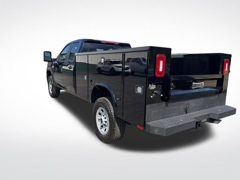 New 2026 GMC Sierra 3500 Pro w/ Convenience Package AWD/4WD image 3
